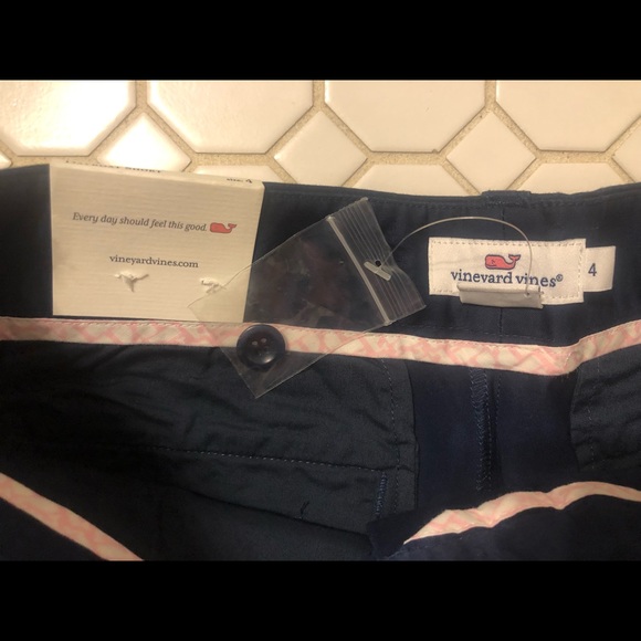 Vineyard Vines Dayboat Short - 3.5” Inseam - Size 4 - NWT - Picture 4 of 4
